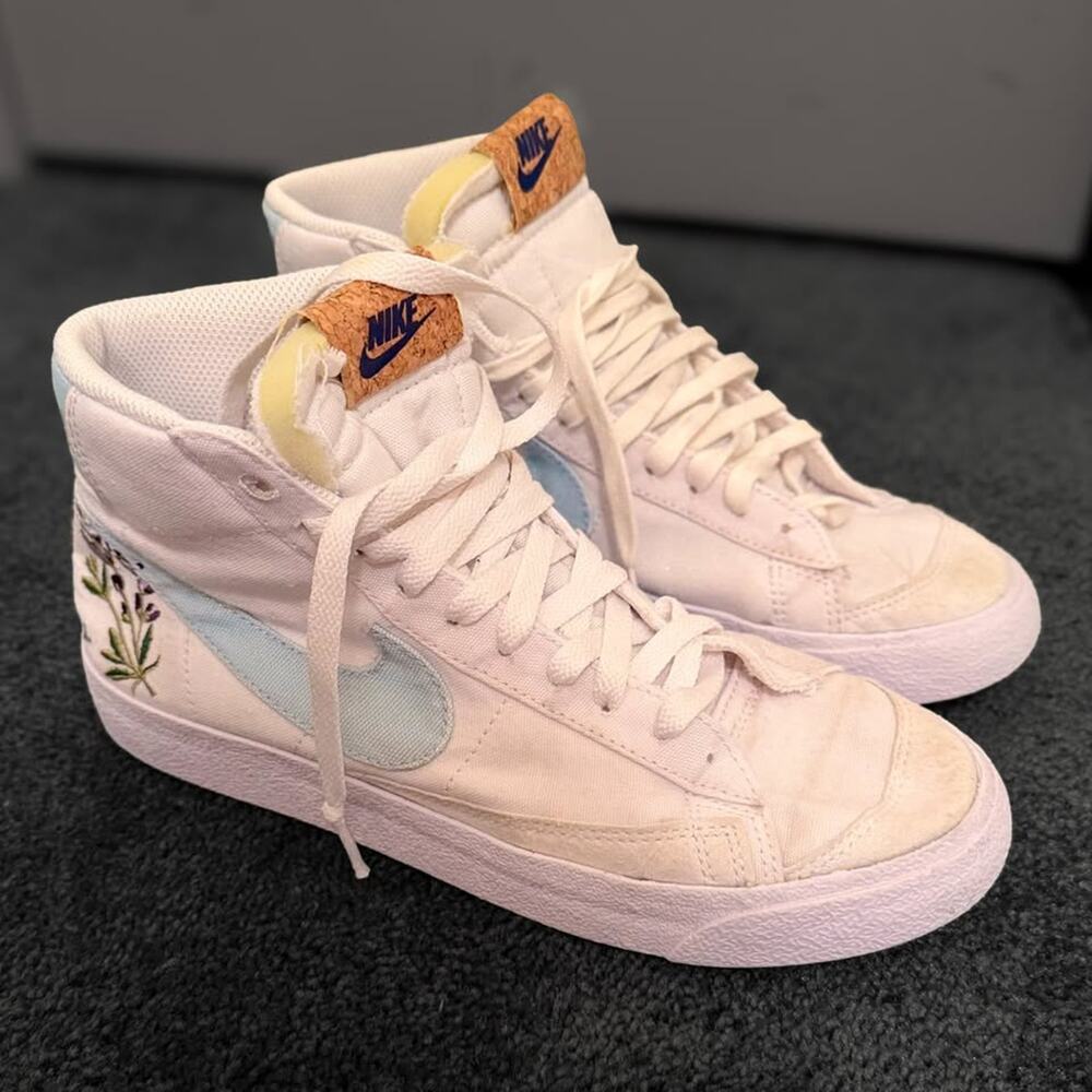 Nike Blazer Mid '77 Vintage White indigo Embroidered Womens Sneakers Size 7.5